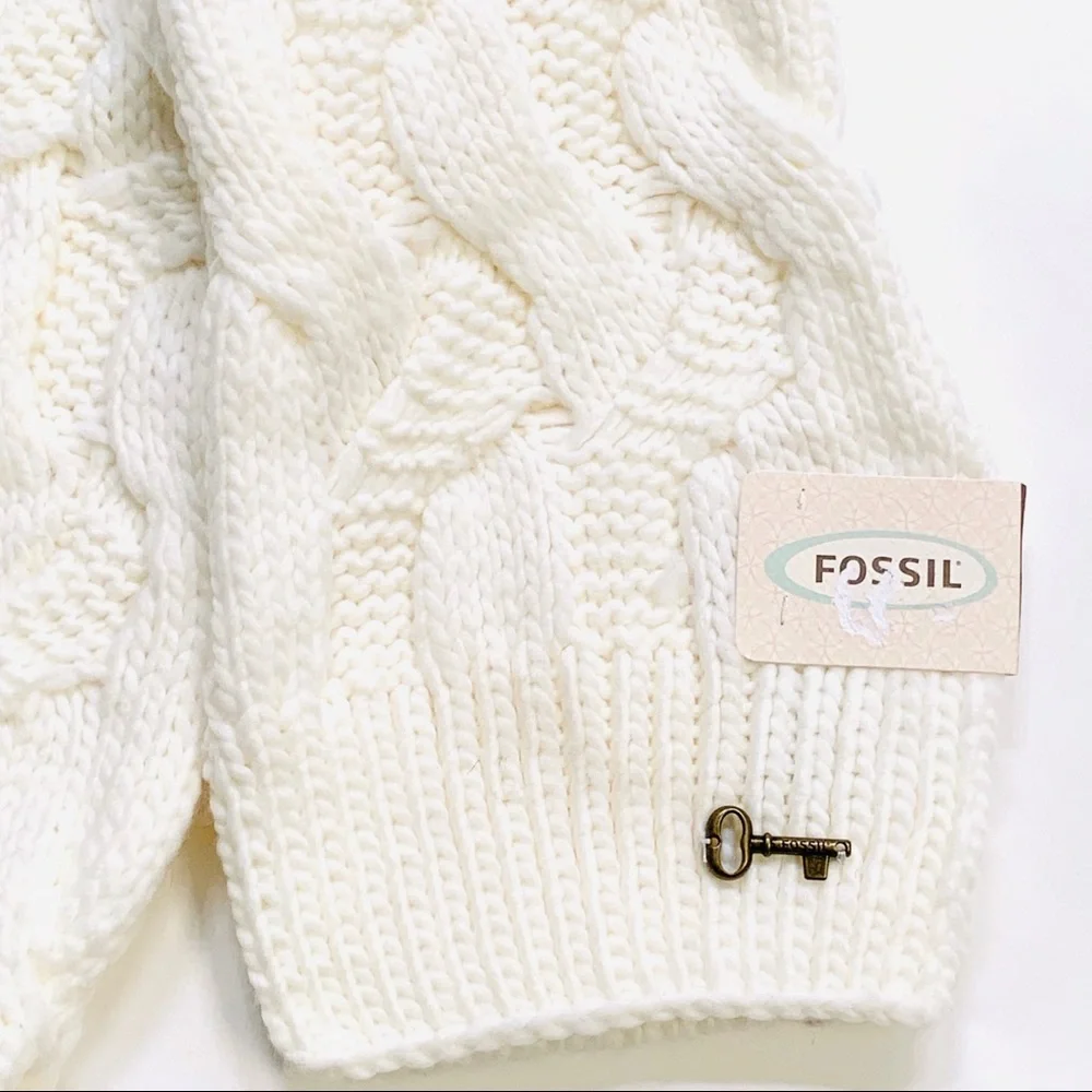 Fossil Gemma White Cable Scarf With Key Charm NEW Classic